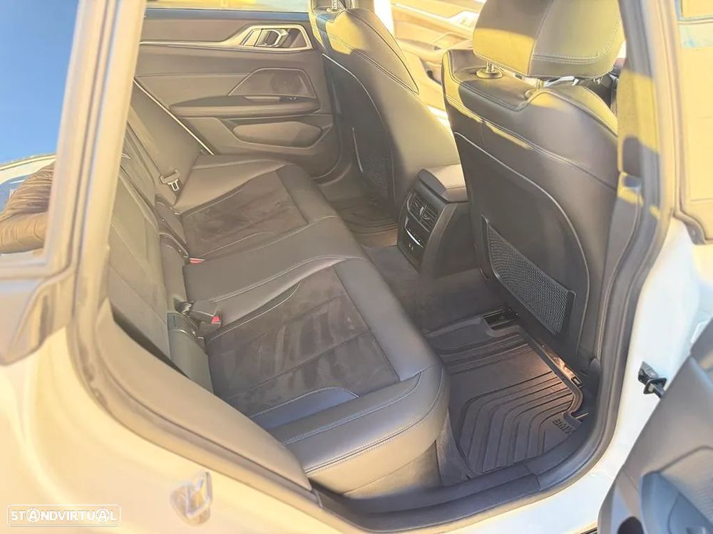 BMW i4 eDrive40 Pack Desportivo M - 37