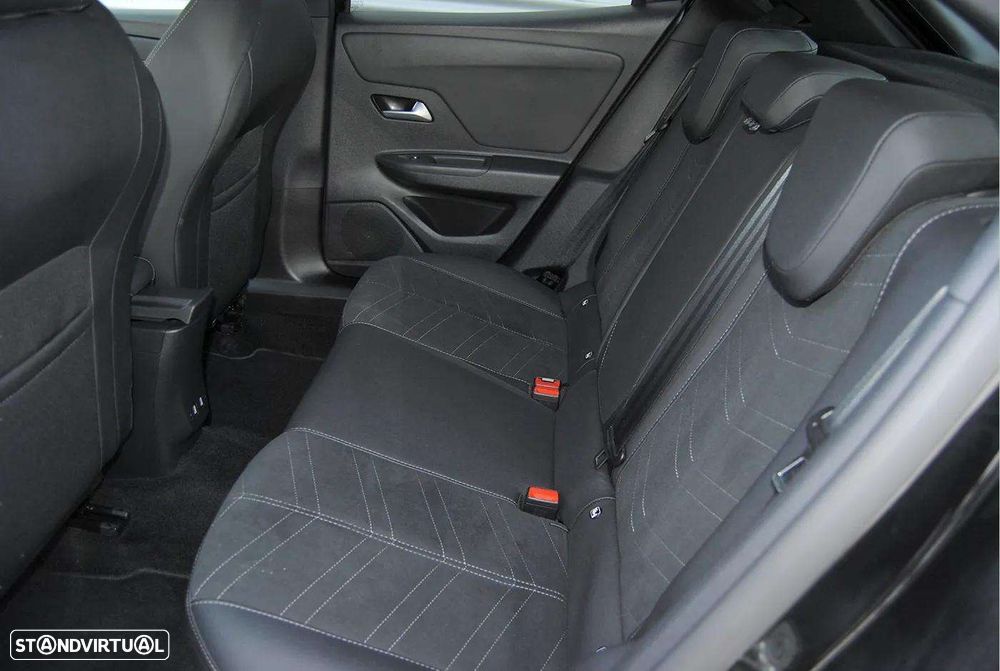 Opel Mokka 1.2 Hybrid GS eDCT - 13