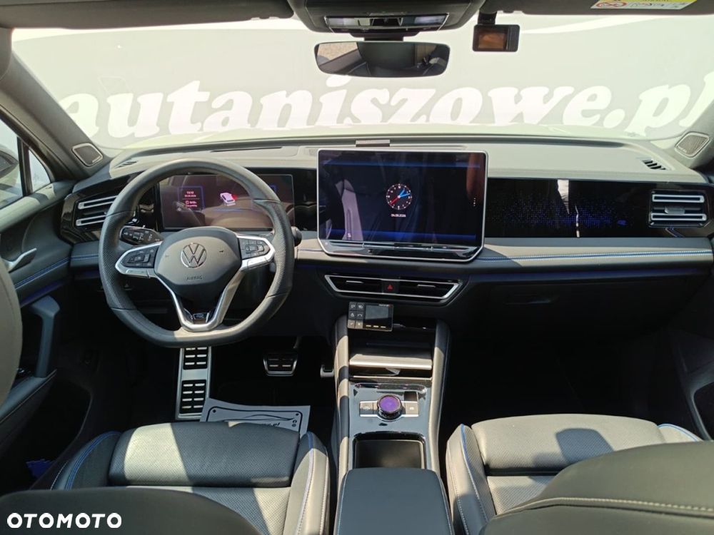 Volkswagen Tiguan - 8
