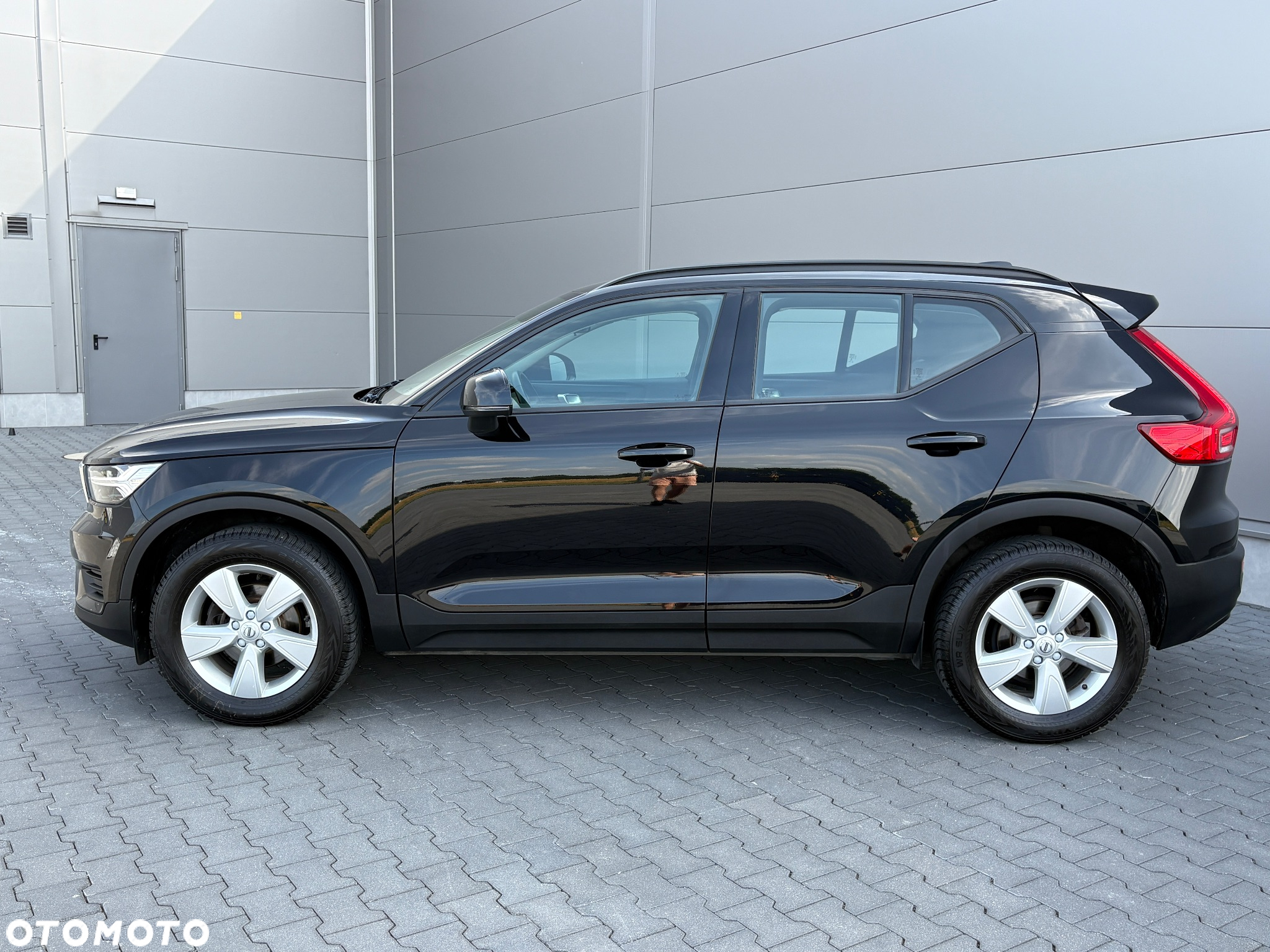 Volvo XC 40 D3 Momentum Pro - 16