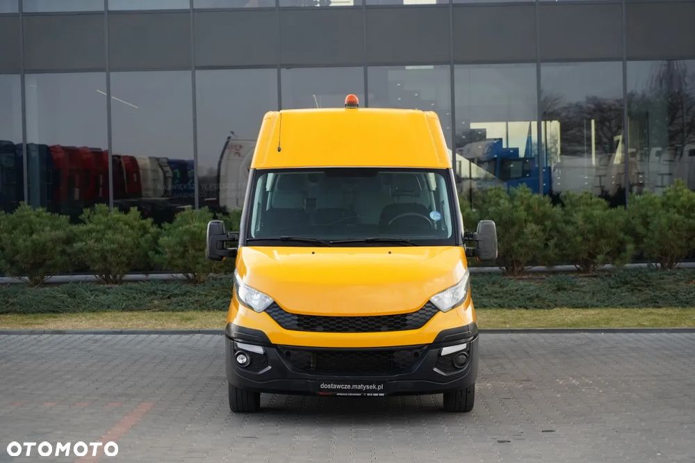 Iveco DAILY 35-130 / BRYGADÓWKA / 7 MIEJSC / BLASZAK / FURGON / SPROWADZONY - 2