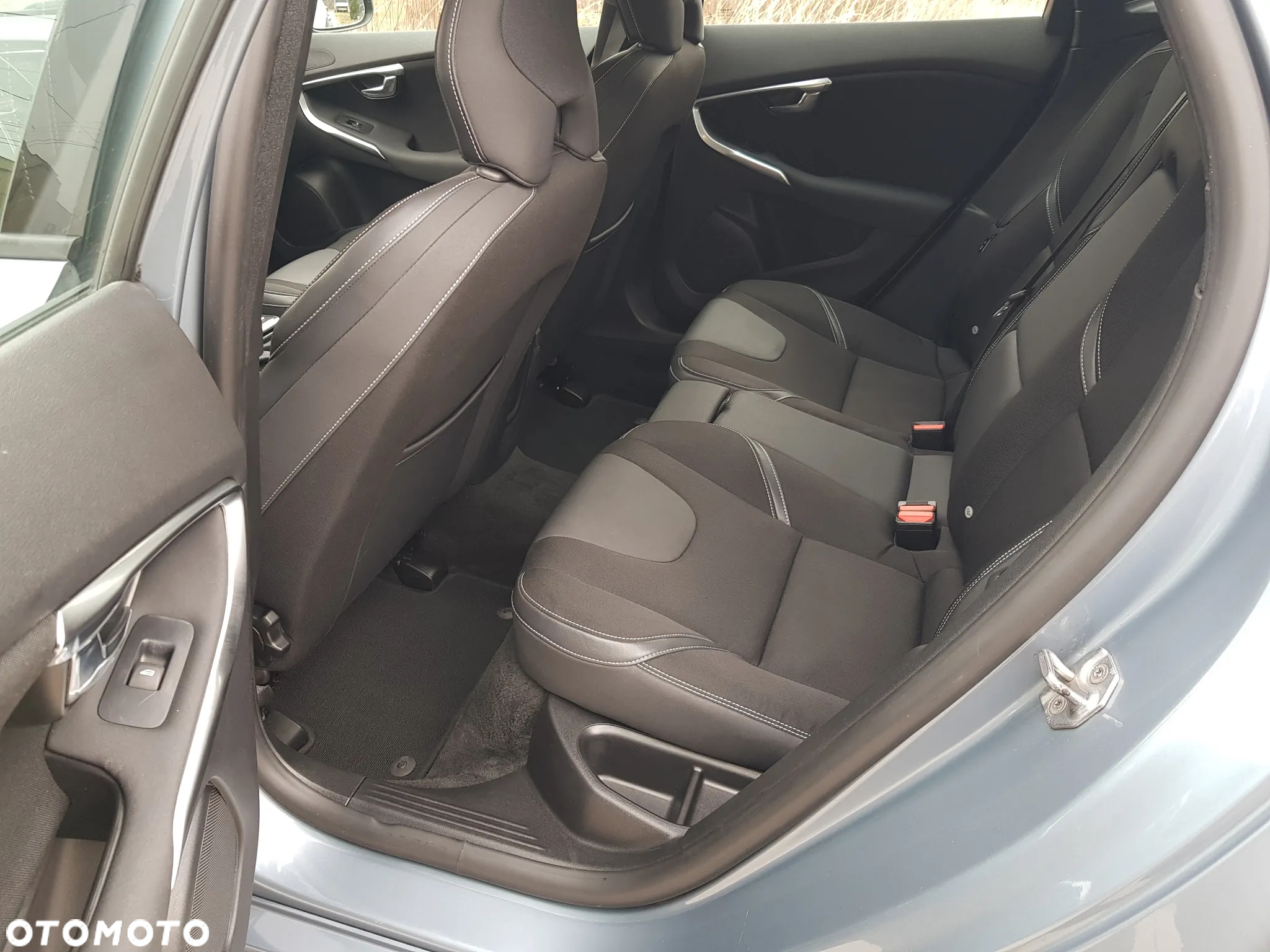 Volvo V40 D2 Drive-E Dynamic Edition - 14