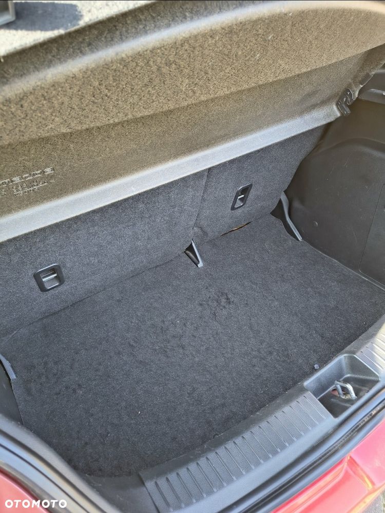 Mazda 2 - 7