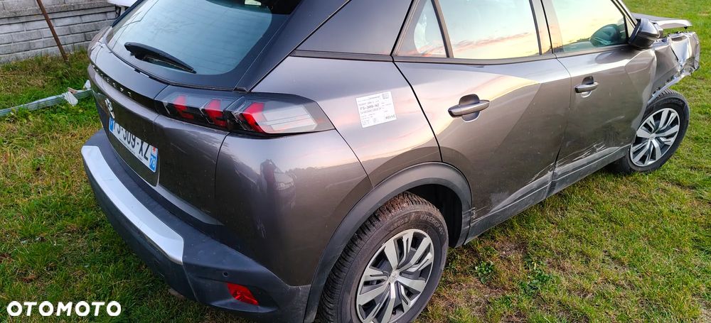 Peugeot 2008 - 7