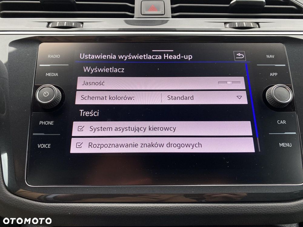 Volkswagen Tiguan 2.0 TDI SCR 4Mot R-Line DSG - 28