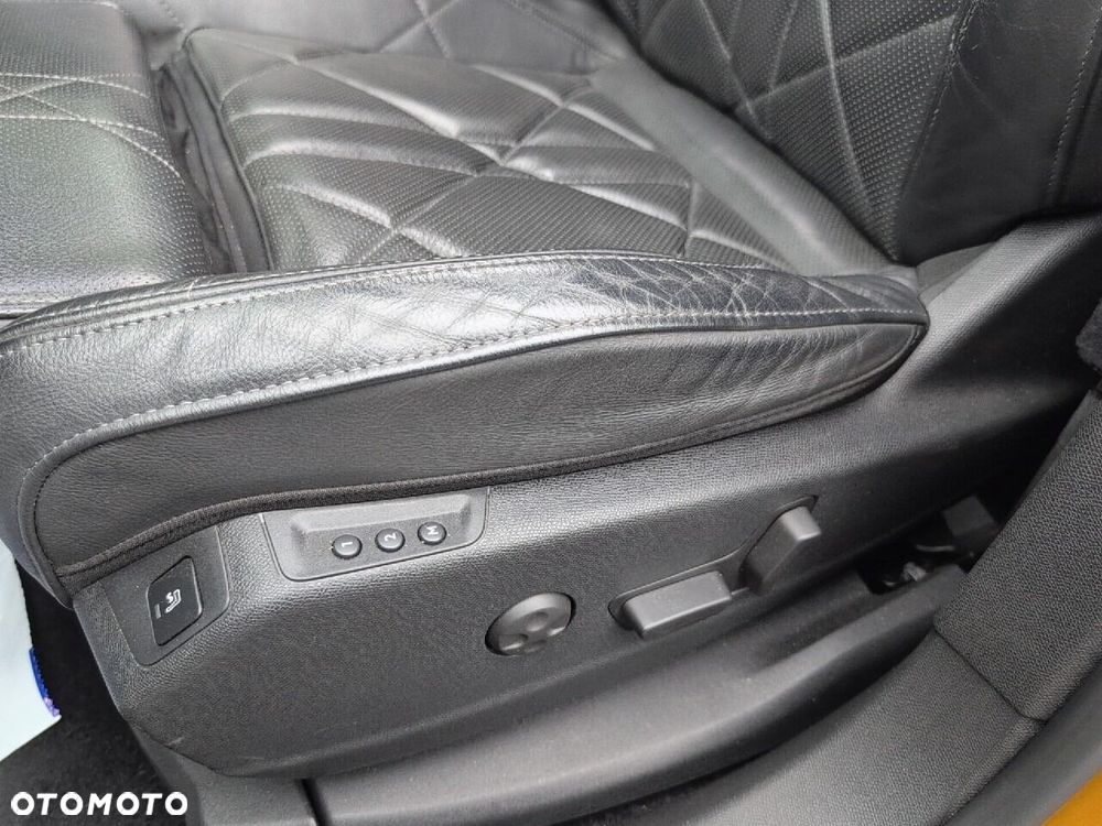 DS Automobiles DS 7 Crossback 1.6 PureTech GPF Grand Chic - 28