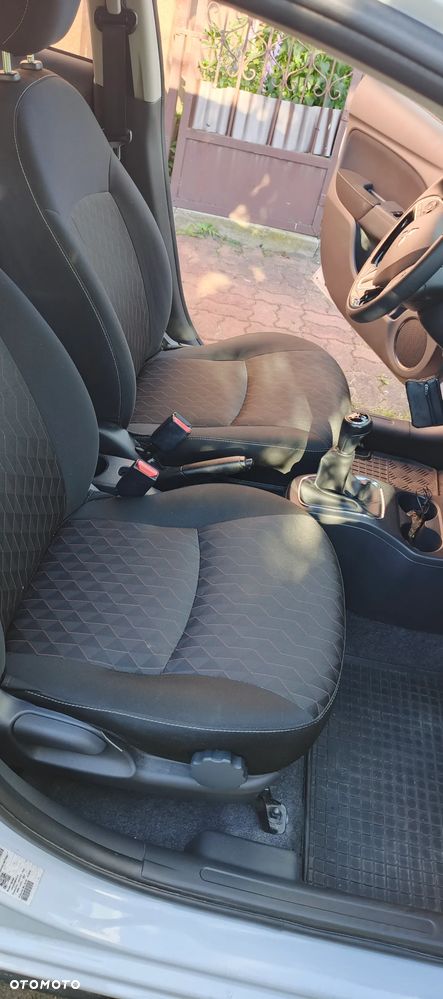 Mitsubishi Space Star 1.2 AS&G Intense - 10