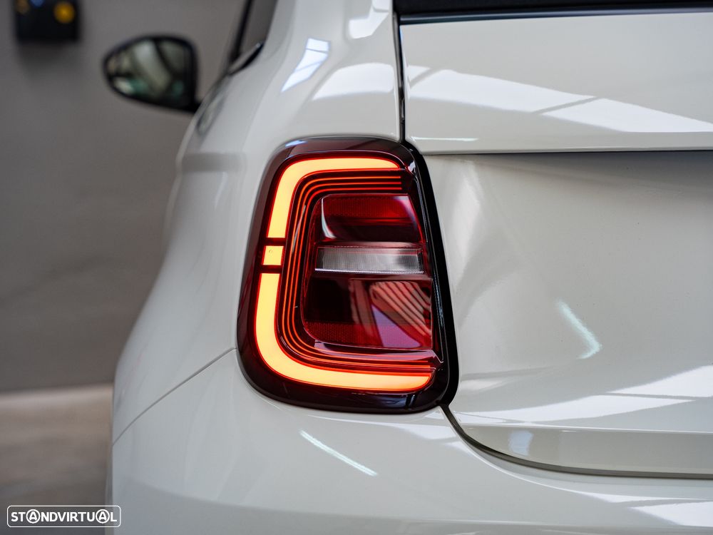 Fiat 500C 1.0 Hybrid Icon - 27