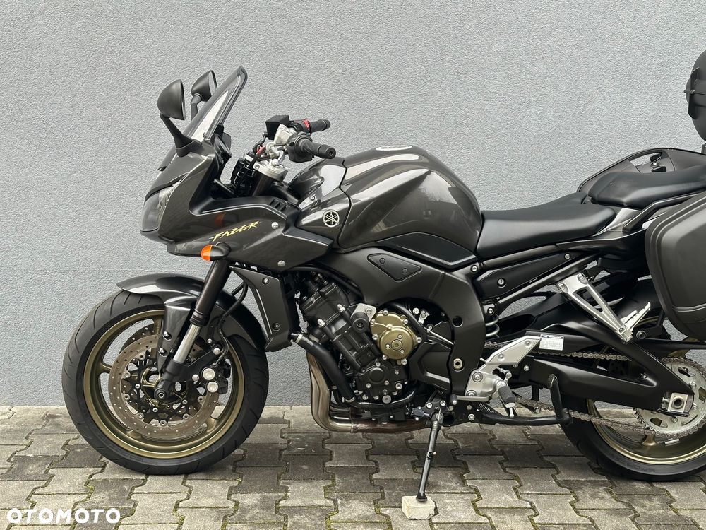 Yamaha FZ - 7
