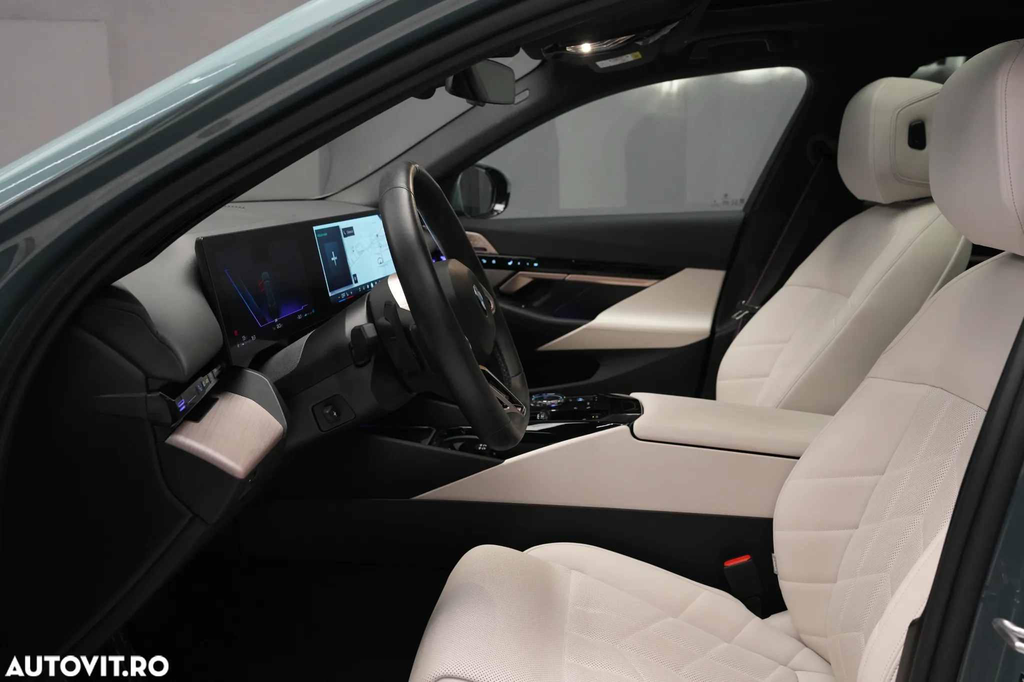 BMW Seria 5 520d xDrive AT MHEV - 16