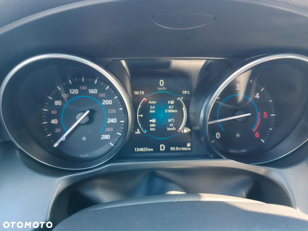 Jaguar XF 2.0 i4D R-Sport - 31