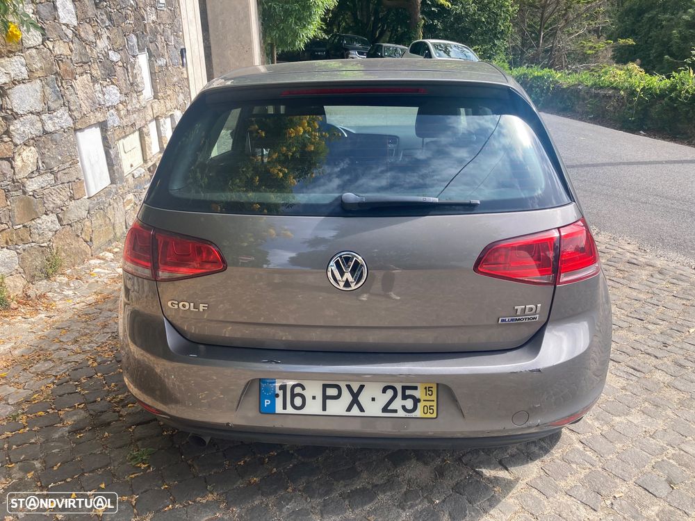VW Golf 1.6 TDi BlueMotion Confortline - 8