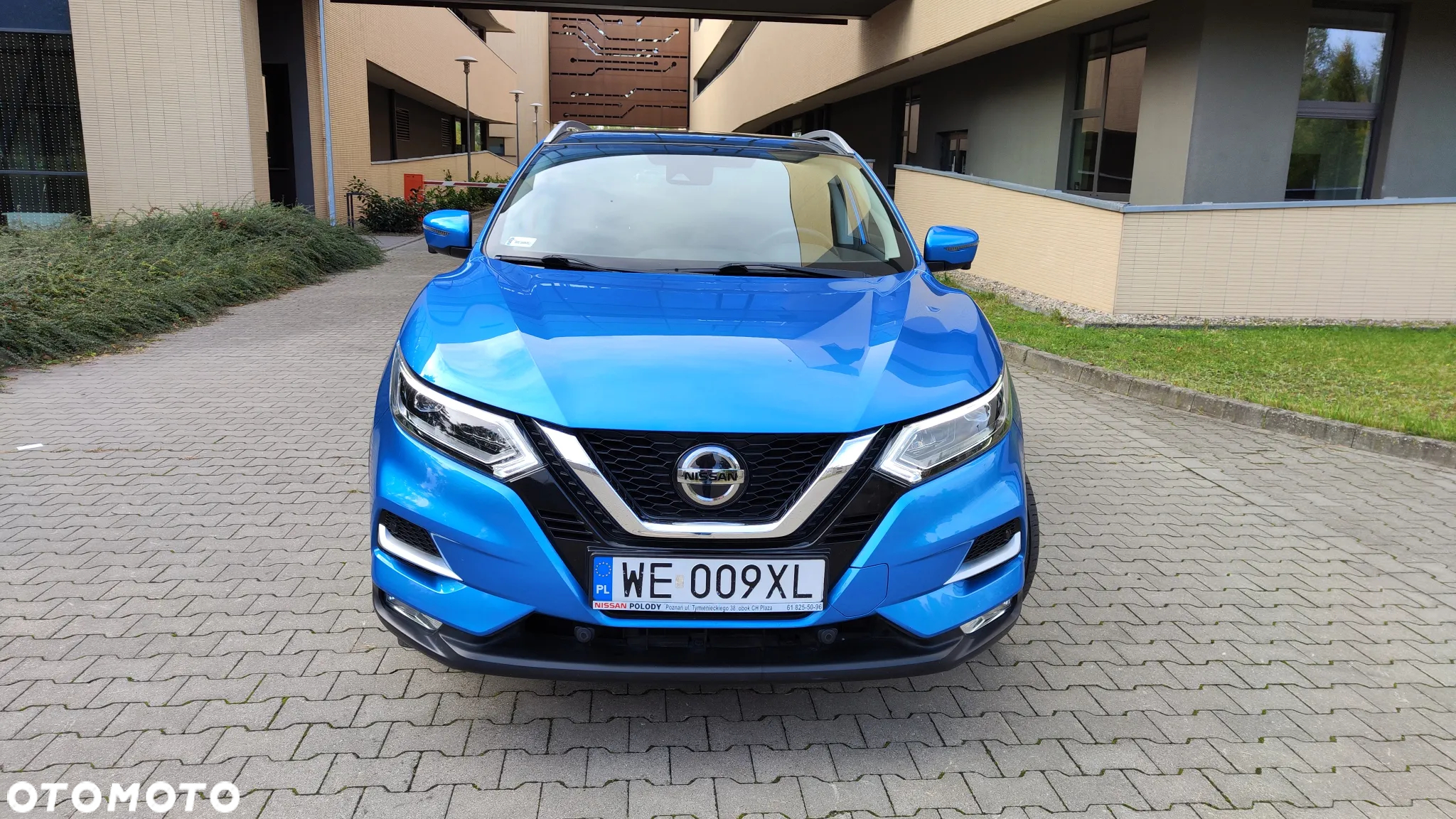 Nissan Qashqai 1.3 DIG-T N-Connecta DCT - 2