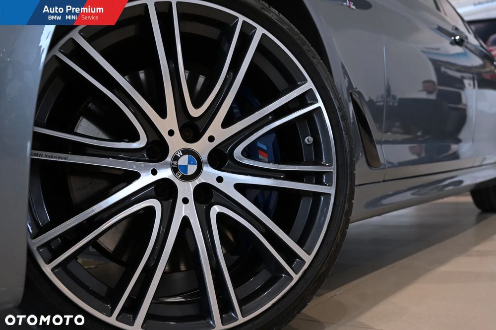 BMW Seria 5 540i xDrive - 24