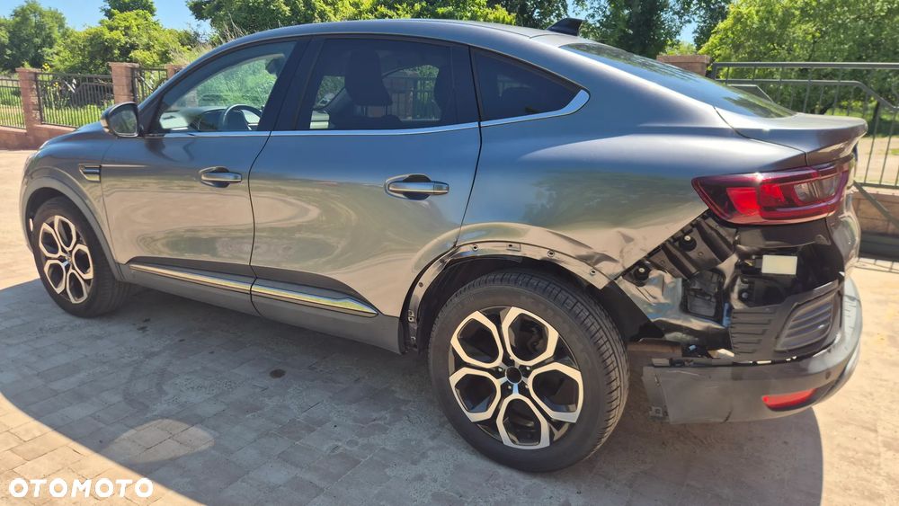 Renault Arkana 1.6 E-TECH Intens MMT - 6