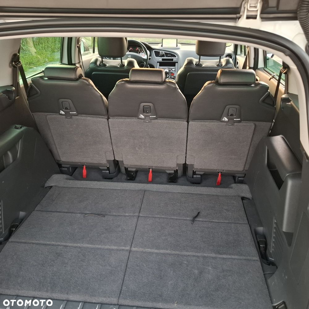 Peugeot 5008 - 6