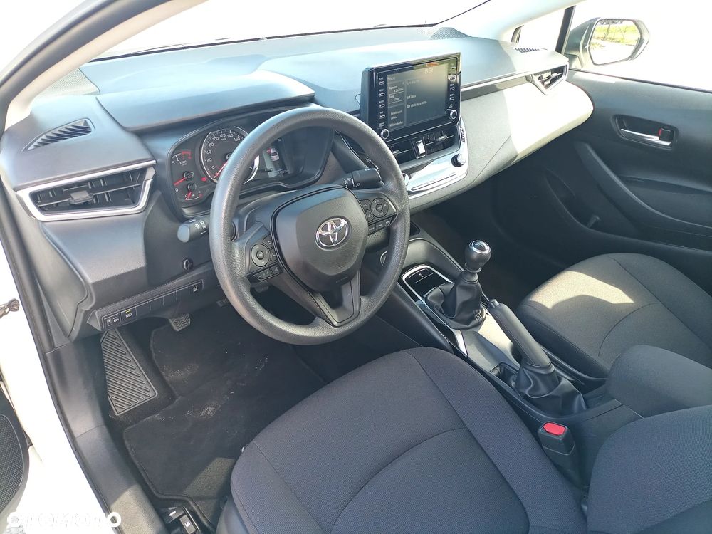 Toyota Corolla 1.5 Active - 11