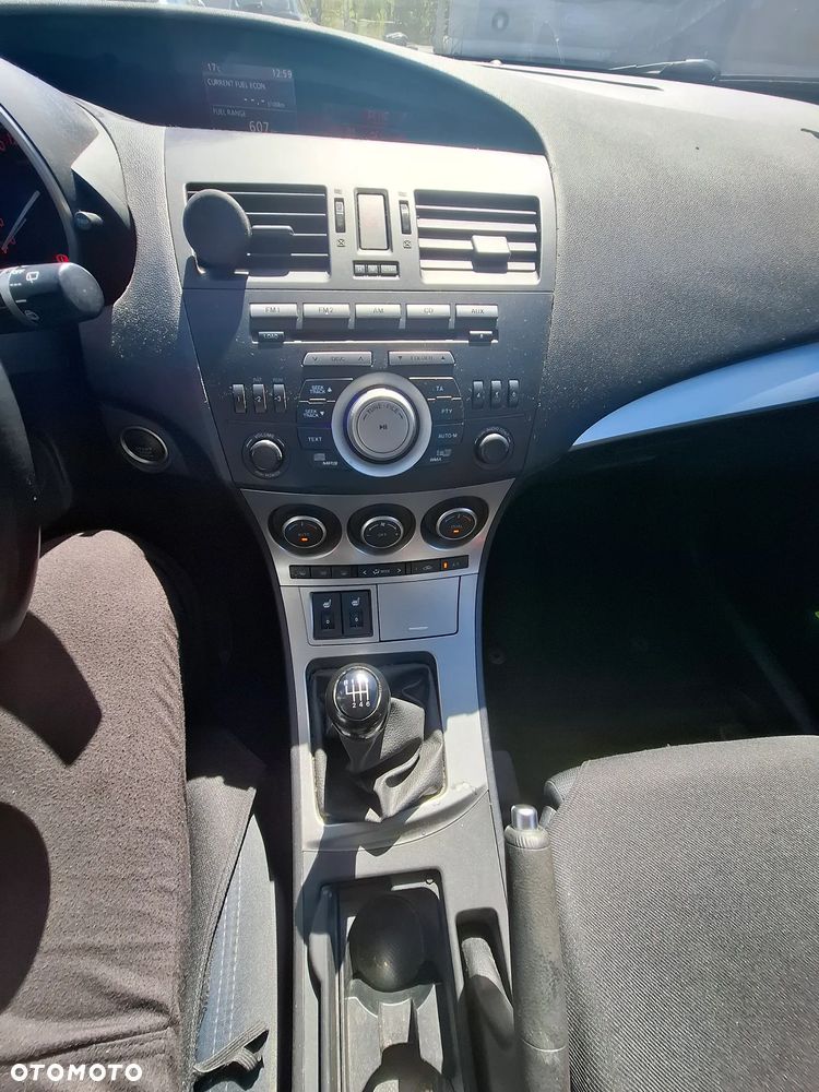 Mazda 3 - 10