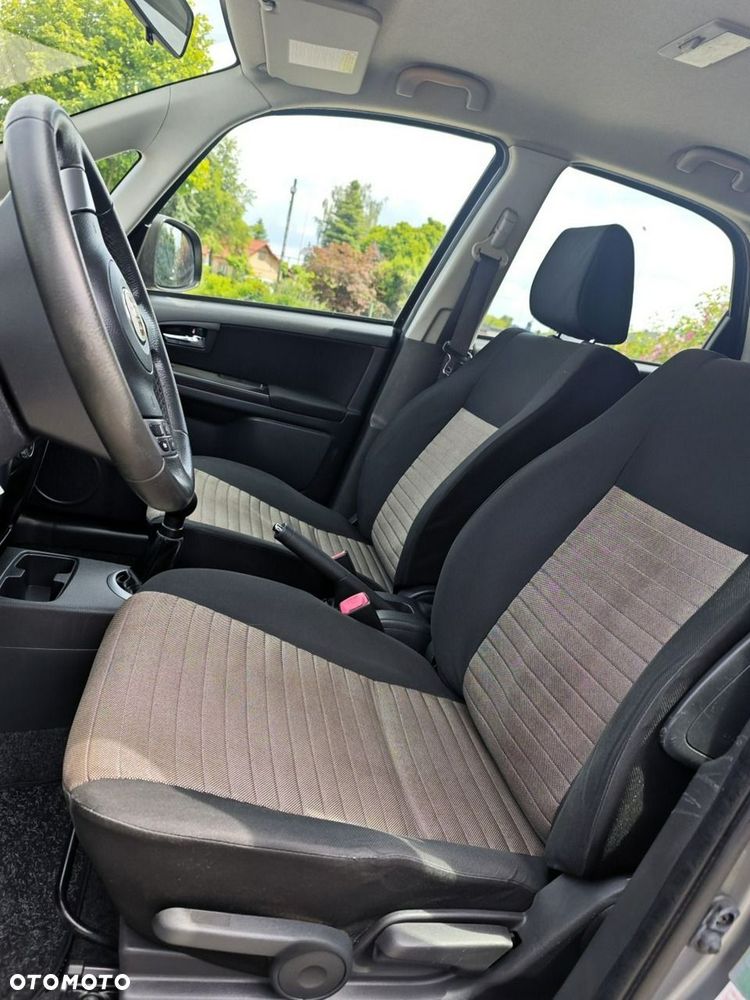 Fiat Sedici - 7
