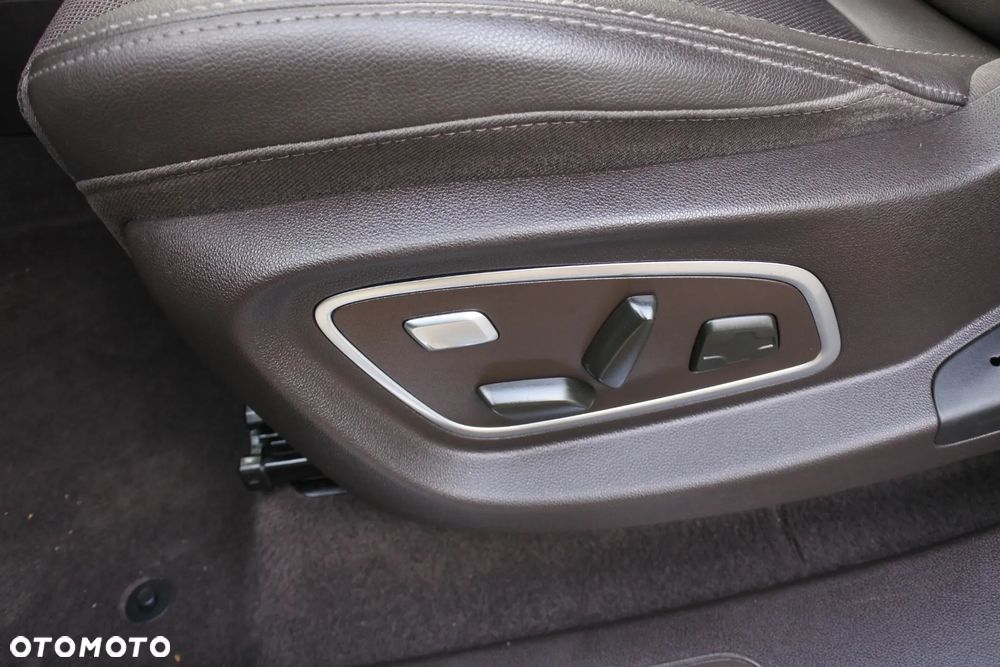 Renault Espace Energy TCe 200 EDC Initiale Paris - 19