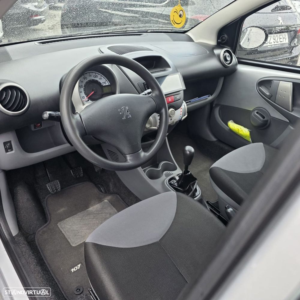 Peugeot 107 1.0 Urban - 6