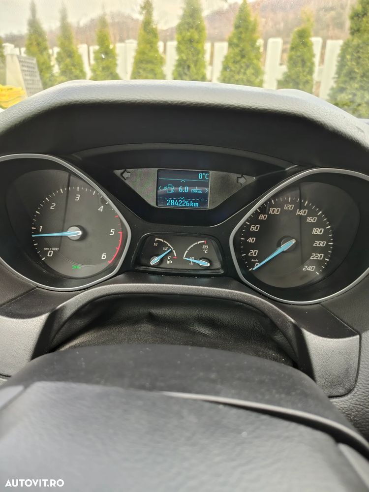 Ford Focus 1.6 TDCi DPF Start-Stopp-System Titanium - 8