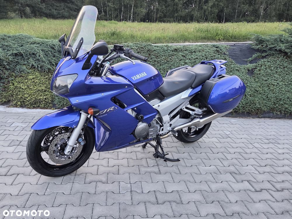 Yamaha FJR - 25