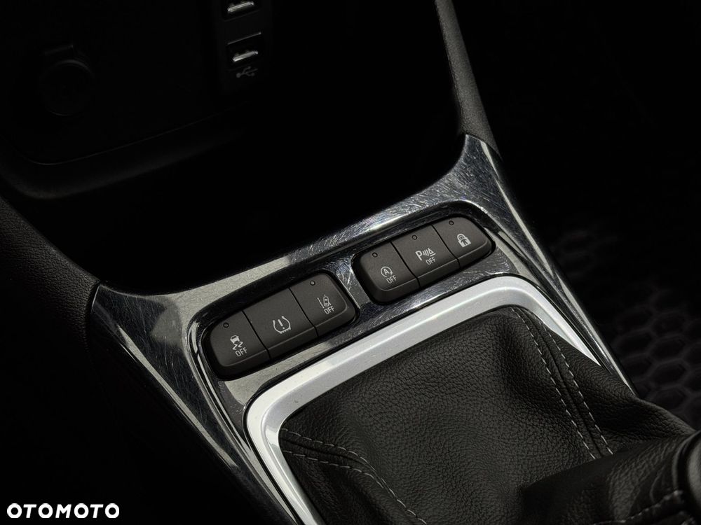 Opel Crossland X - 25