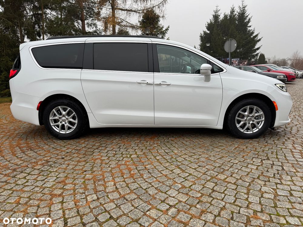 Chrysler Pacifica - 19