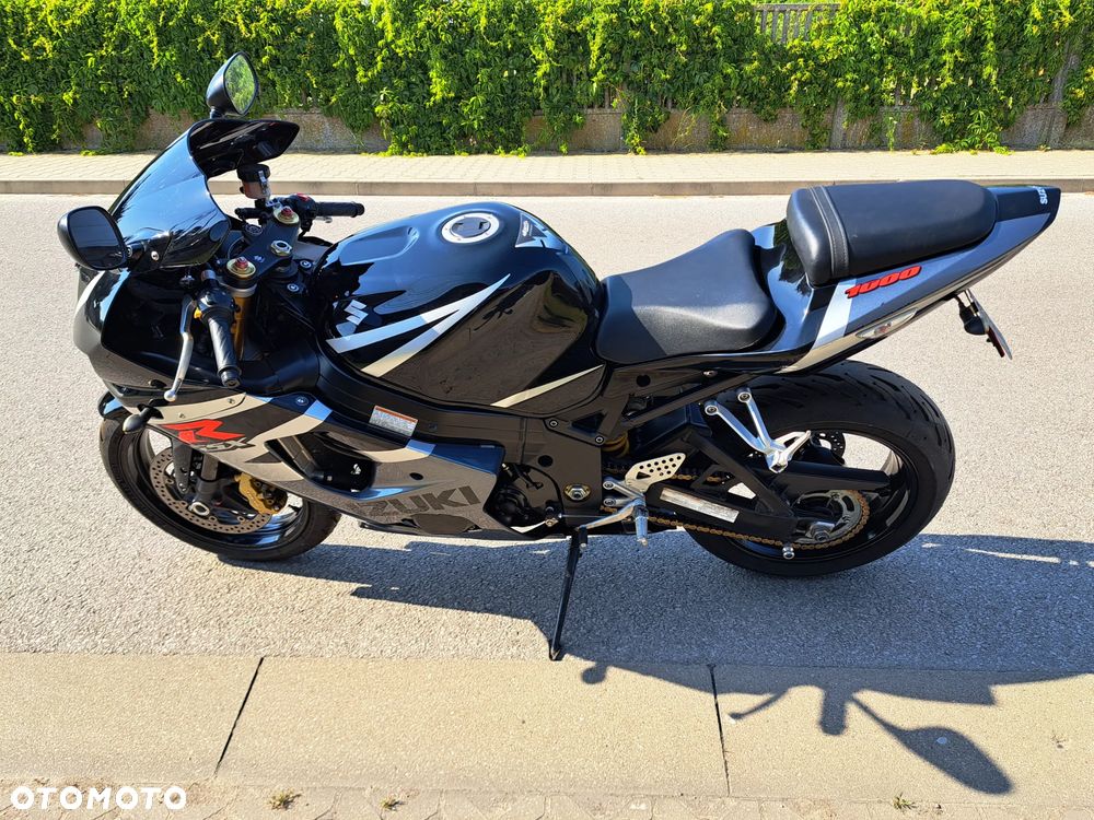 Suzuki GSX-R - 10