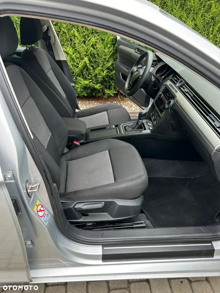 Volkswagen Passat 2.0 TDI BMT Highline DSG - 24