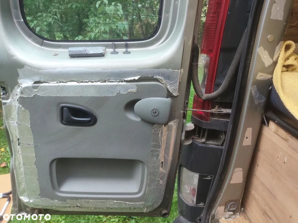 Opel Vivaro - 13