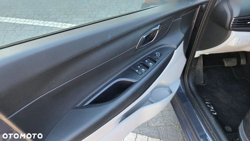 Hyundai i20 1.0 T-GDi Smart DCT - 3