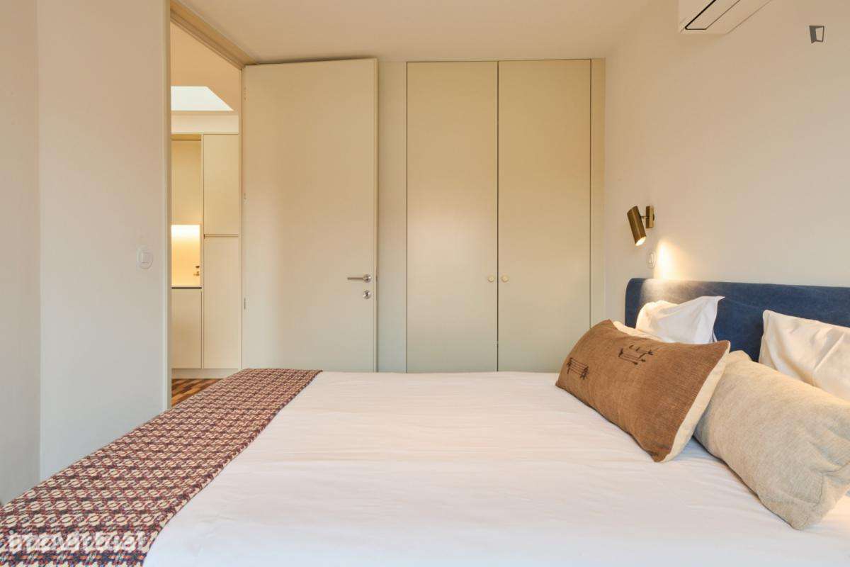 Apartamento com 1 quartos - localizado em Santo Ildefonso Porto - Grande imagem: 3/19