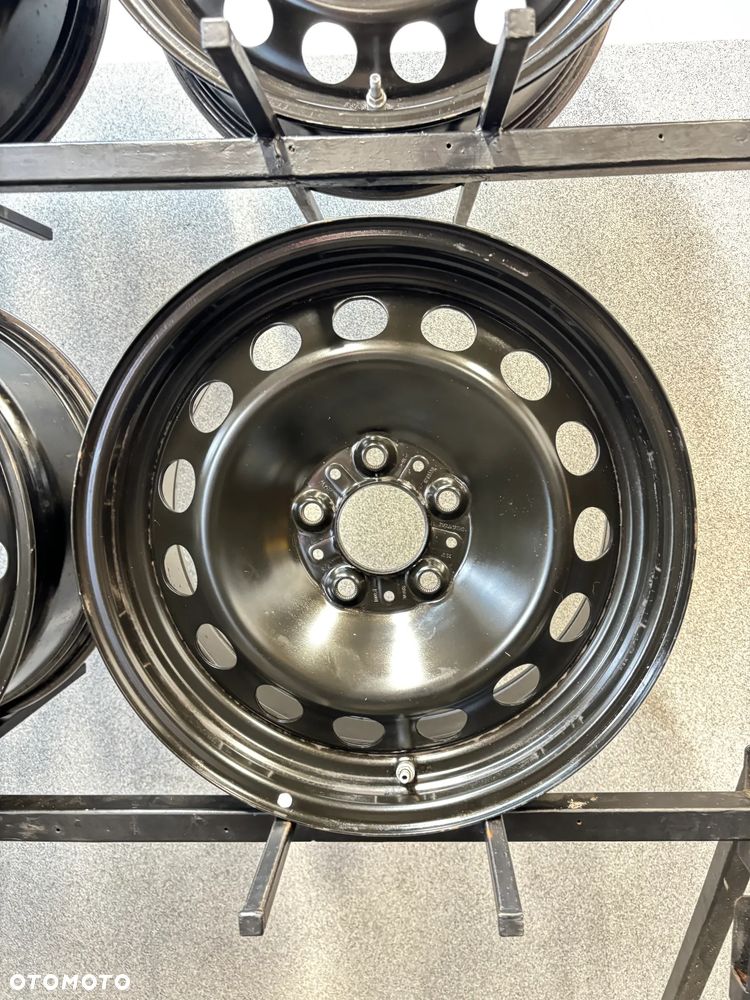 4 Felgi Stal. Bmw Serii 3 E90, E91, E92, X 1 E84, 17" +TPMS - 5