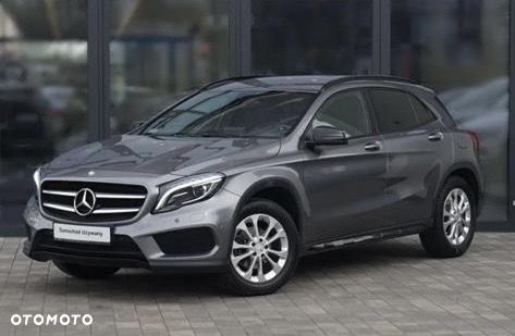 Mercedes-Benz GLA - 20