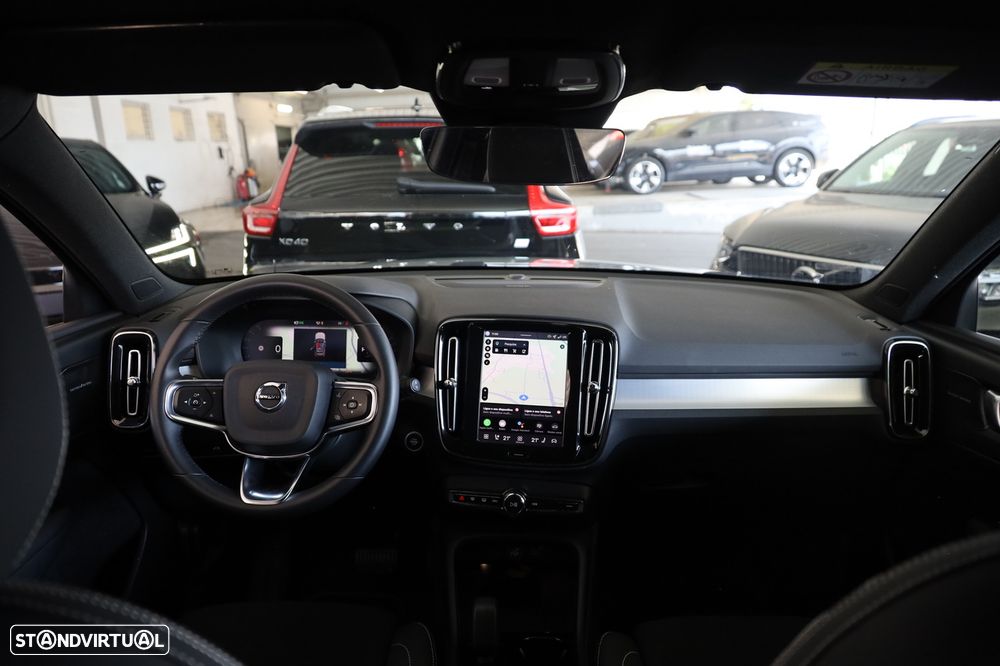 Volvo XC 40 2.0 B3 Plus Dark - 20