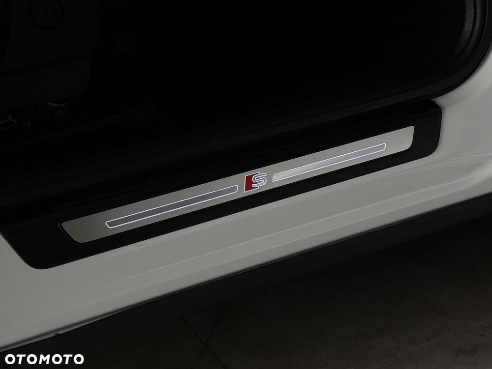 Audi Q5 40 TDI quattro S tronic S line - 26