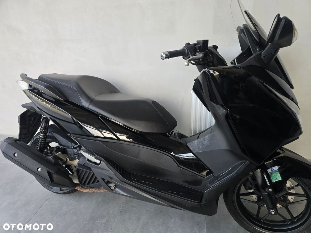 Honda NSS - 28