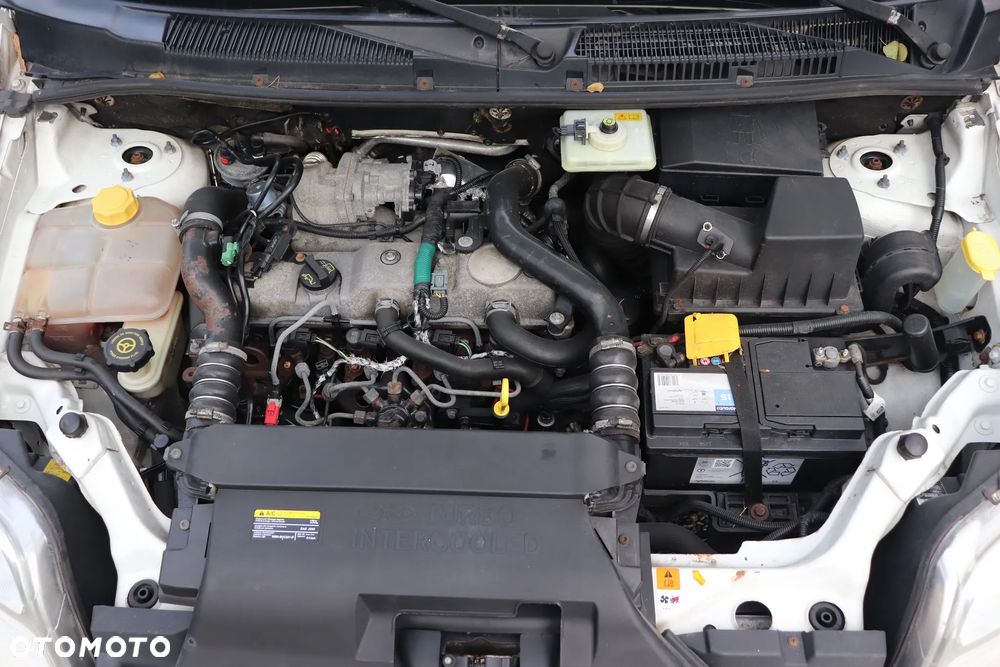 Ford Tourneo Connect - 8