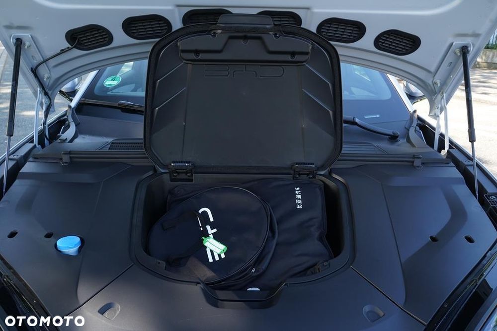 BYD Seal Excellence - 10