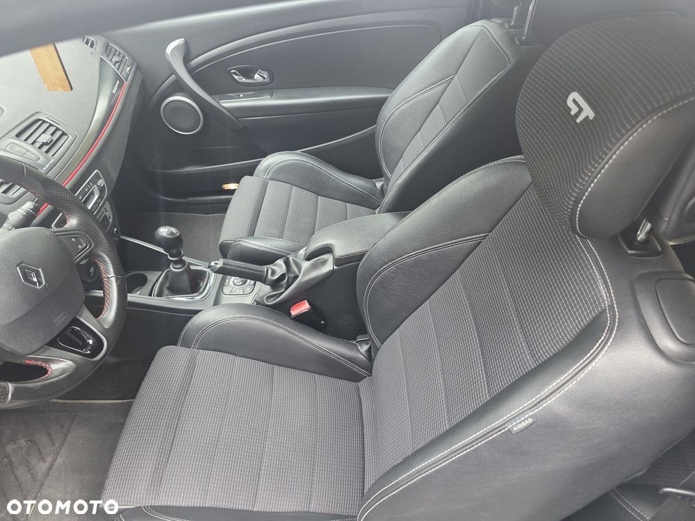 Renault Megane - 5