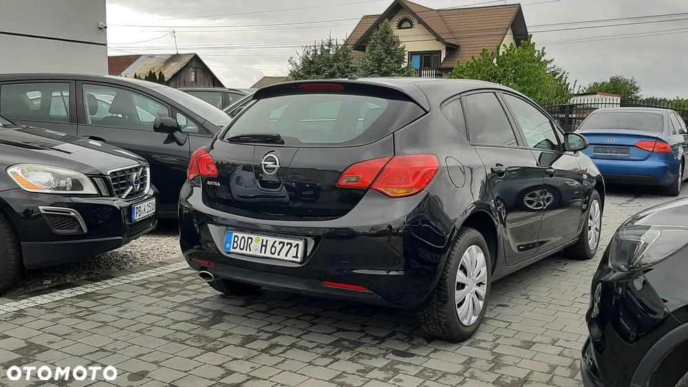 Opel Astra 1.4 Turbo - 1