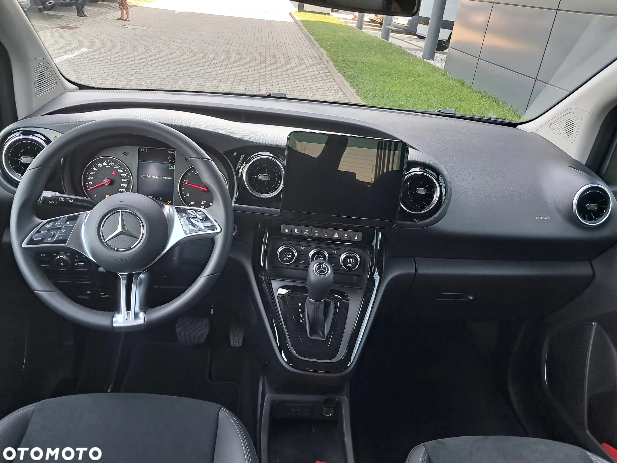 Mercedes-Benz Klasa T 180 d Style - 14