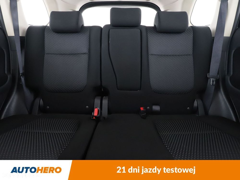 Mitsubishi Outlander - 15