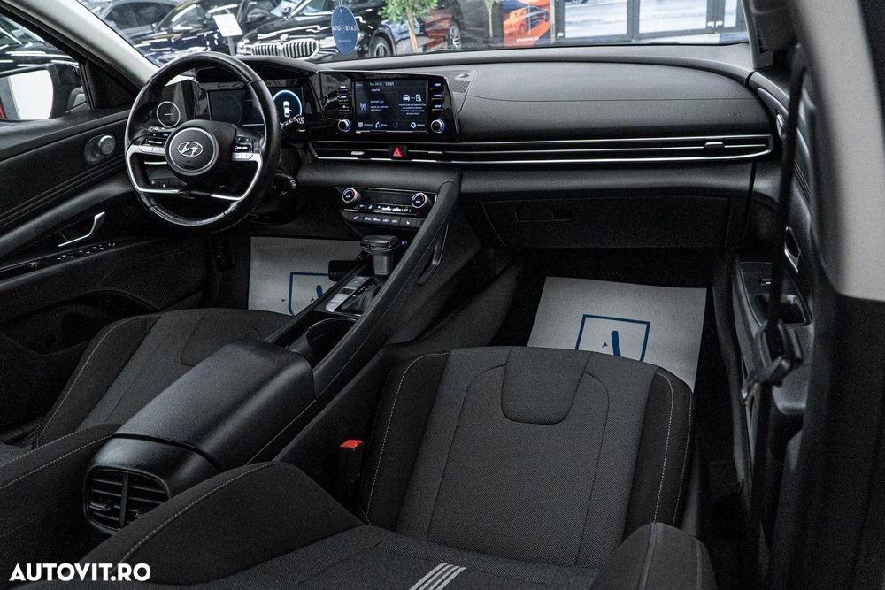 Hyundai Elantra 2021 photo 2
