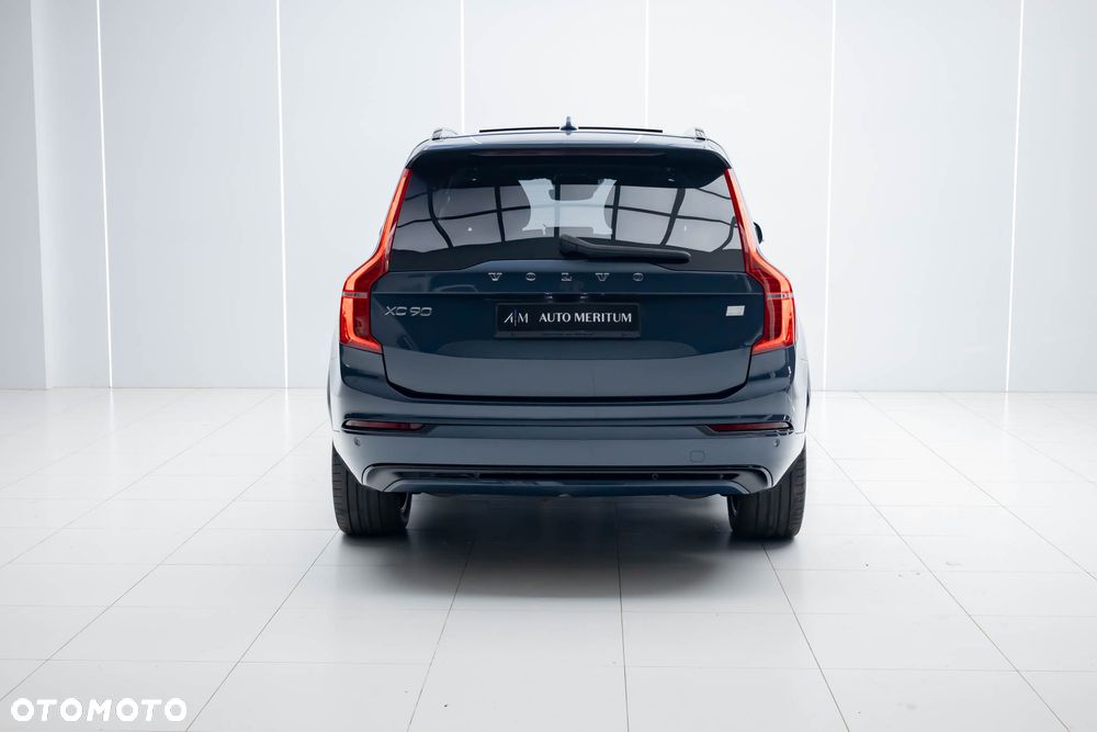 Volvo XC 90 T8 AWD Plug-In Hybrid R-Design 7os - 12