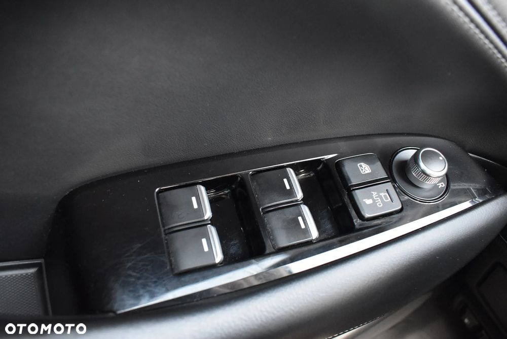 Mazda 6 2.0 SkyJoy - 23