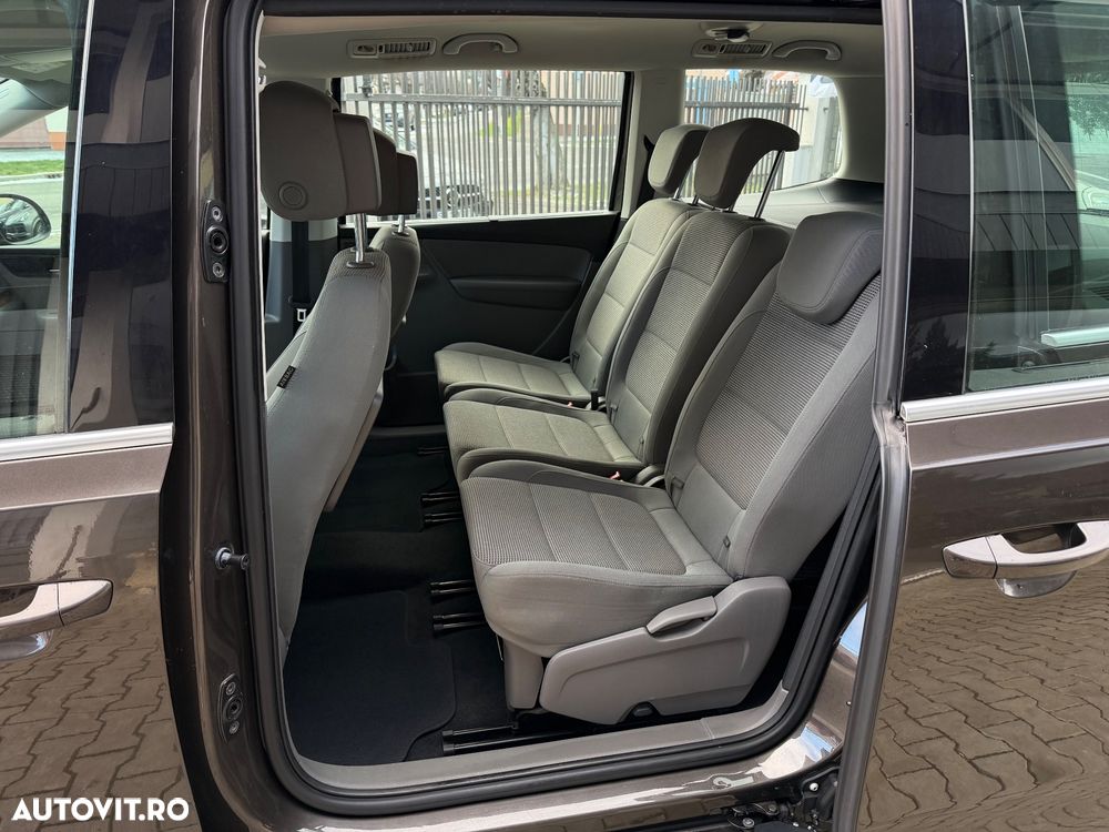 Volkswagen Sharan 2.0 TDI Comfortline - 18