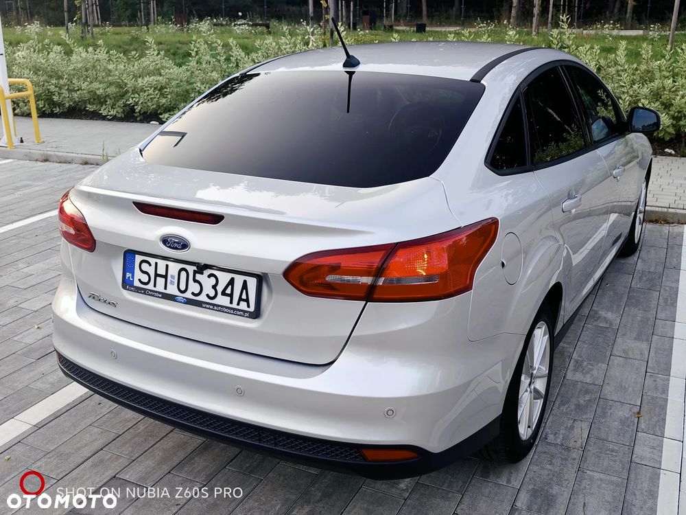 Ford Focus 1.6 SYNC Edition - 23